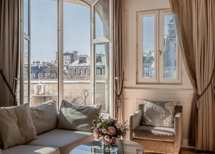 La Clef Louvre Paris By The Crest Collection Hotel